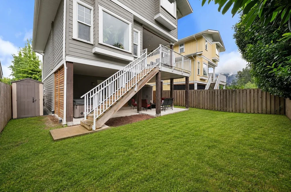 House for sale at 2 39885 Government Road Squamish British Columbia - MLS: R3169386