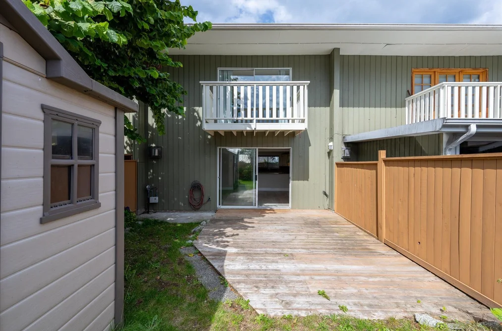 Townhouse for sale at 2 40327 Diamond Head Road Squamish British Columbia - MLS: R3162554