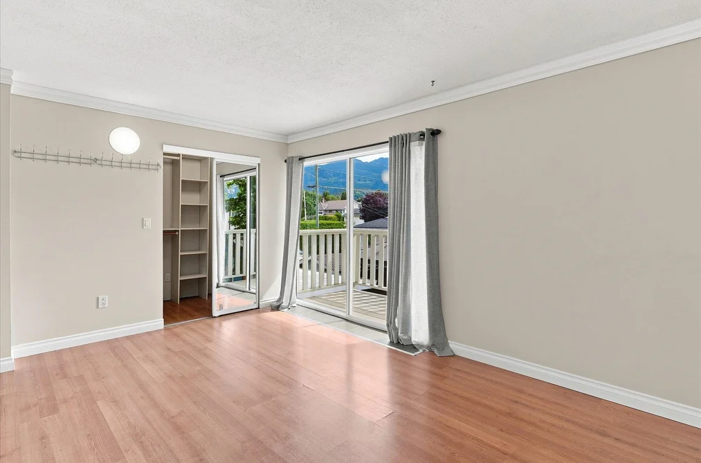 2-40327 Diamond Head Road, Squamish, BC - Townhouse for Sale - Photo 10 of 22 2-40327 Diamond Head Road, Squamish, BC - Townhouse for Sale - Photo 10 of 22