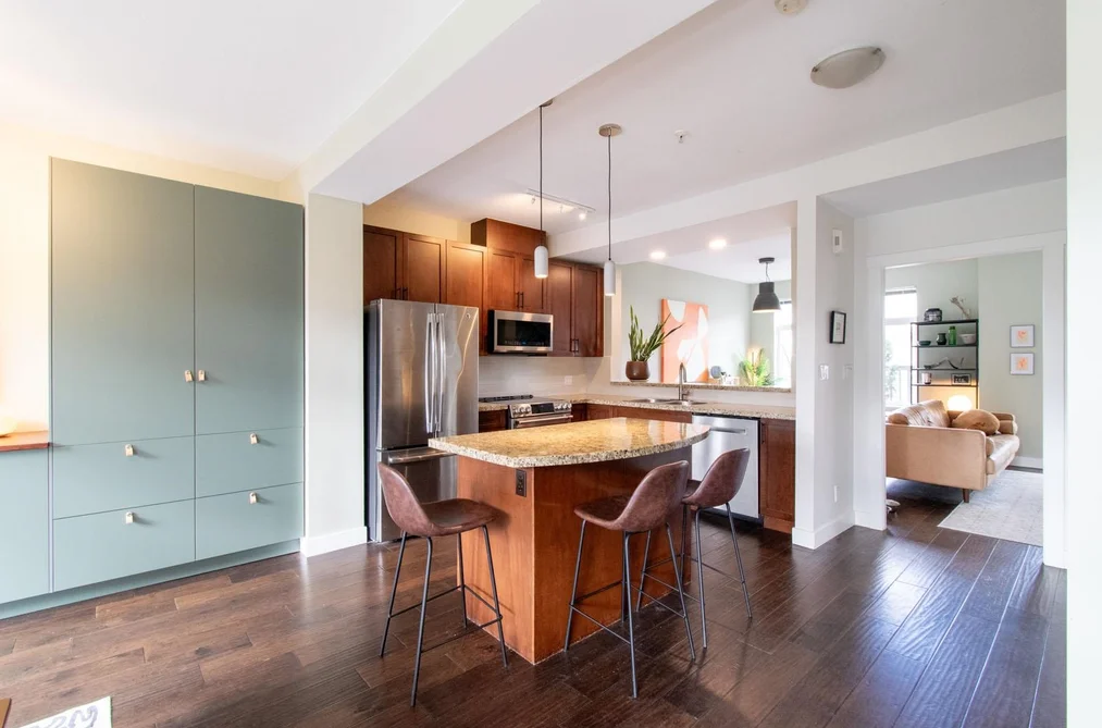 2 40632 GOVERNMENT ROAD, Squamish BC V8B 0M7, Squamish BC — Residential for Sale - Photo 2