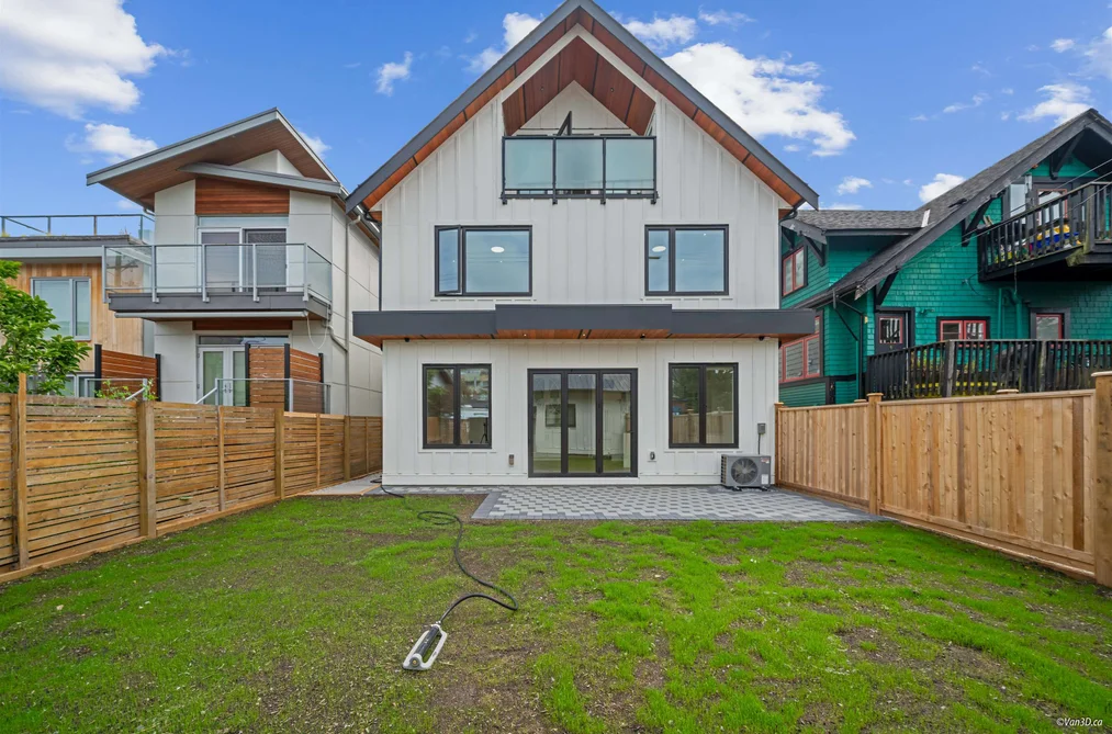 Half Duplex for sale at 2 4463 Walden Street Vancouver British Columbia - MLS: R3116255