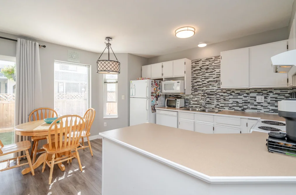 2 45640 STOREY AVENUE, Sardis BC V2R 3C5, Sardis BC — Residential for Sale — Photo 10 of 36
