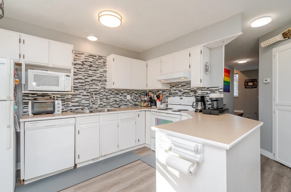2 45640 STOREY AVENUE, Sardis BC V2R 3C5, Sardis BC — Residential for Sale — Photo 11 of 36