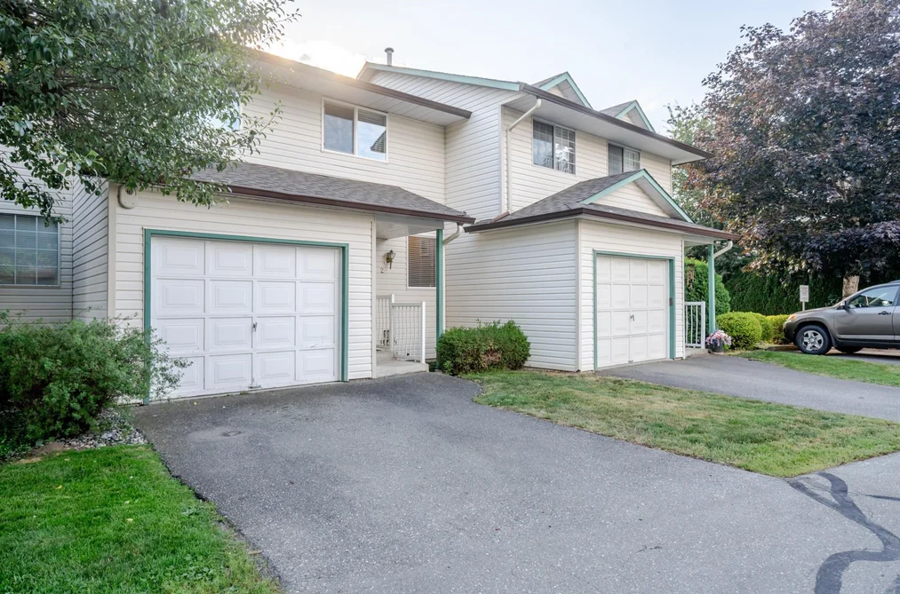 2 45640 STOREY AVENUE, Sardis BC V2R 3C5, Sardis BC — Residential for Sale — Photo 3 of 36