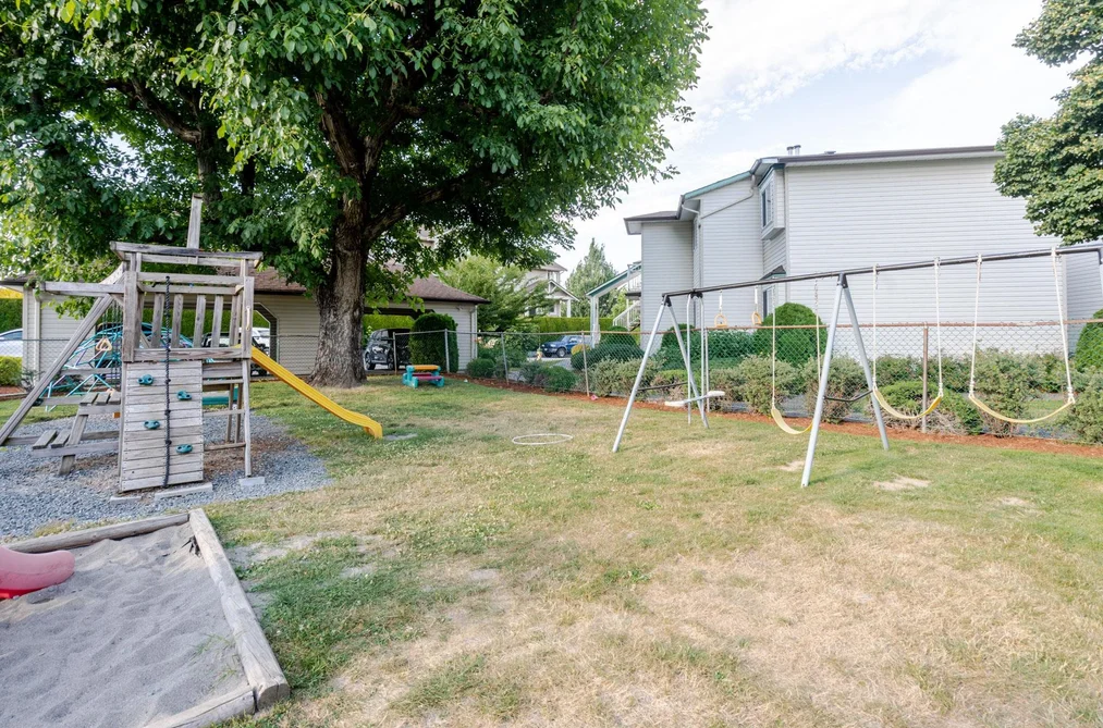 2 45640 STOREY AVENUE, Sardis BC V2R 3C5, Sardis BC — Residential for Sale — Photo 30 of 36