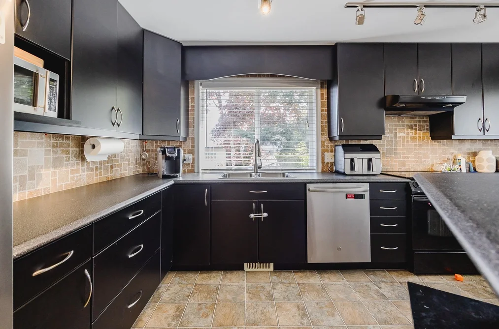 2 45821 THOMAS ROAD, Chilliwack BC V2R 1B8, Chilliwack BC — Residential for Sale - Photo 4