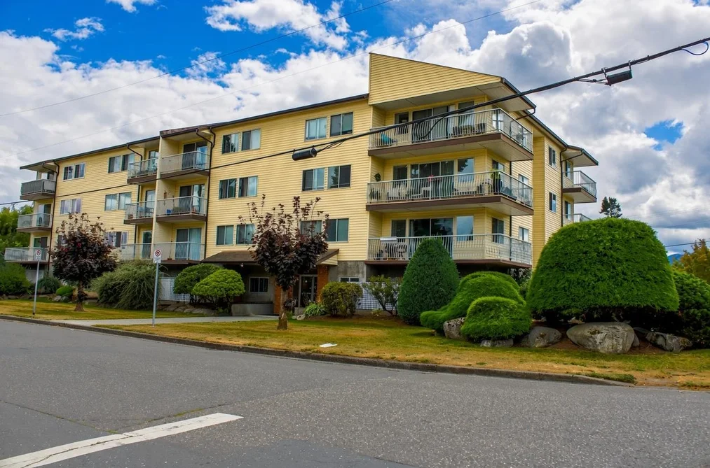 Condo for sale at 2 46210 Margaret Avenue Chilliwack British Columbia - MLS: R3159951