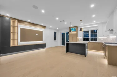 5150 Spencer St Unit 2, Vancouver, BC - MLS: R3178086