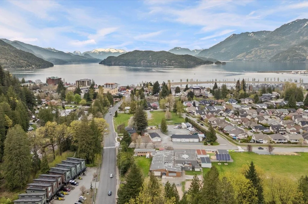 2 520 HOT SPRINGS ROAD, Harrison Hot Springs BC V0M 1K0, Harrison Hot Springs BC — Residential for Sale - Photo 5