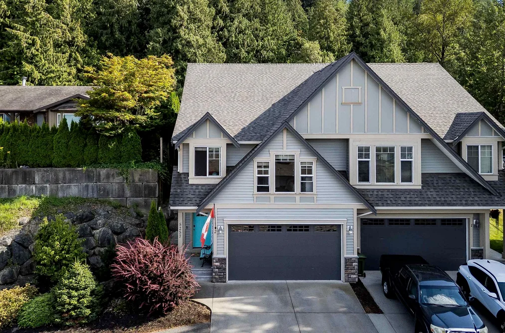 Half Duplex for sale at 2 5257 Markel Drive Chilliwack British Columbia - MLS: R3125033
