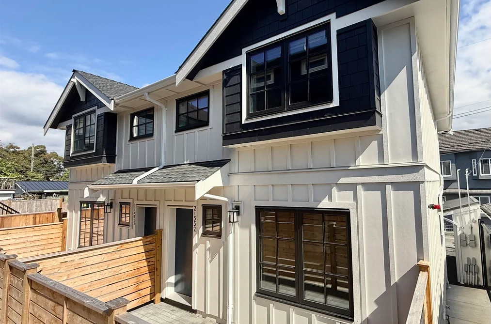 Half Duplex for sale at 2 552 Kaslo Street Vancouver British Columbia - MLS: R3162161