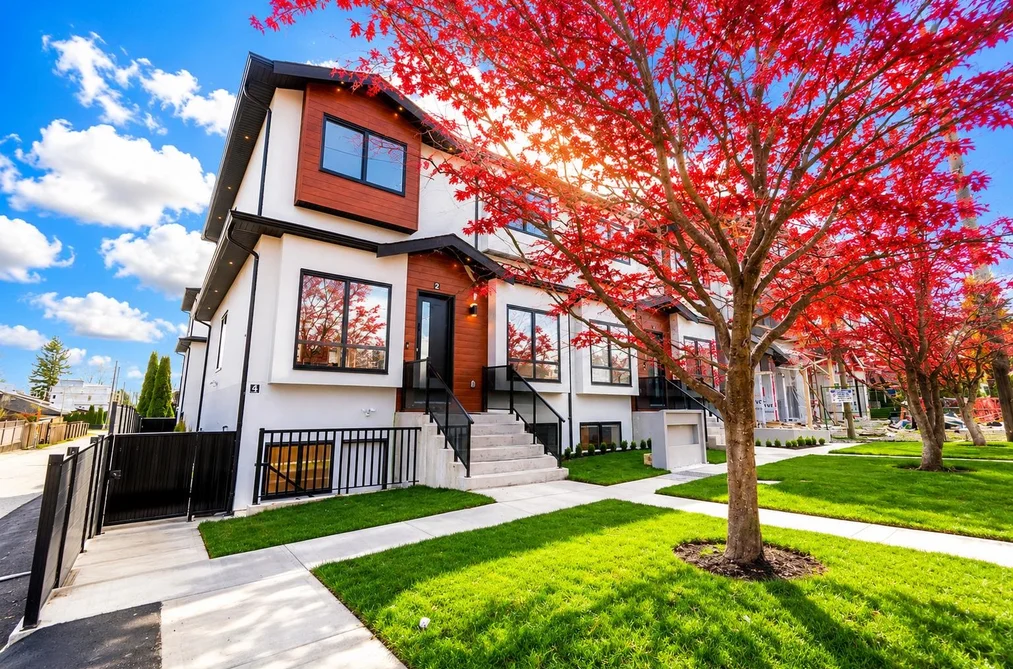 Half Duplex for sale at 2 6692 Napier Street Burnaby British Columbia - MLS: R3162642