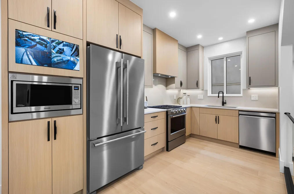2 6831 SALISBURY AVENUE, Burnaby BC V5E 2Z4, Burnaby BC — Residential for Sale — Photo 8 of 16