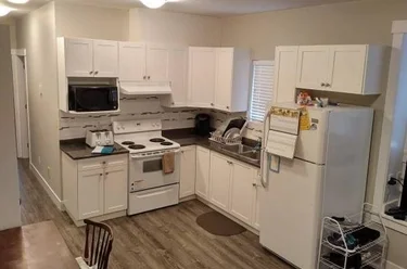 6878 Canada Way Unit 2, Burnaby, BC - MLS: R3174973