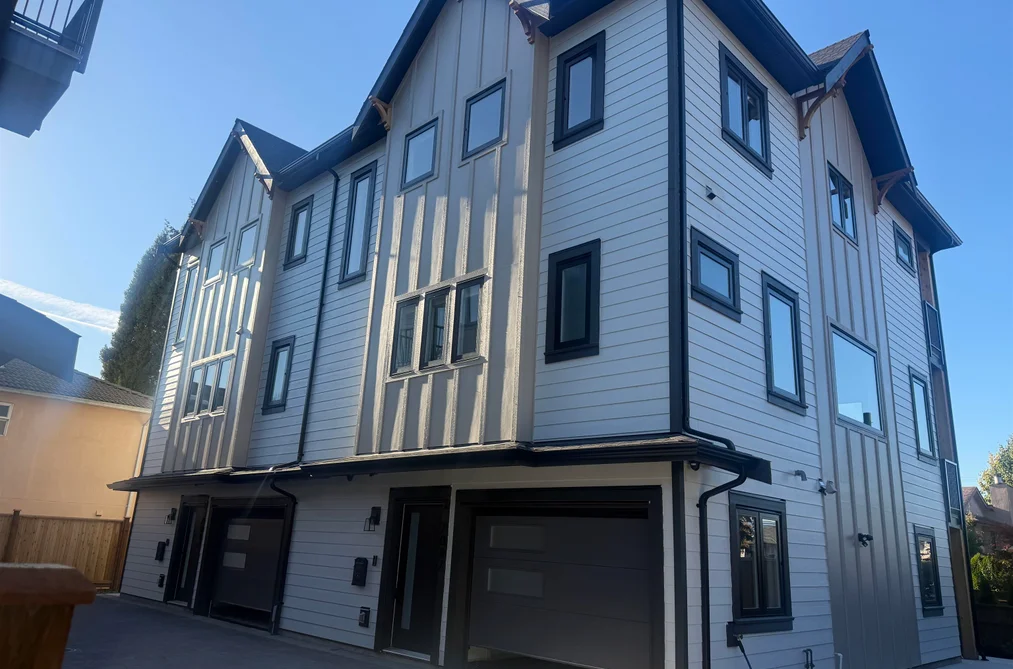 7087 Mary Ave Unit 2, Burnaby, BC - MLS: R3176122