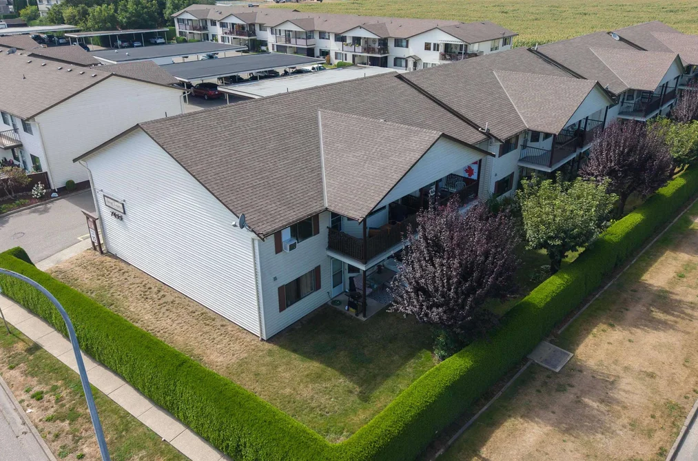 Townhouse for sale at 2 7455 Huron Street Chilliwack British Columbia - MLS: R3160518