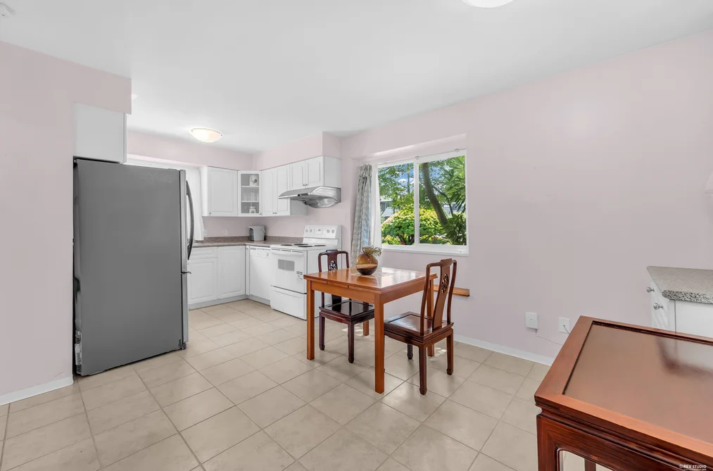 2 8631 NO.3 ROAD, Richmond BC V6Y 2E6, Richmond BC — Residential for Sale — Photo 11 of 22