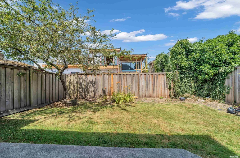 2 8631 NO.3 ROAD, Richmond BC V6Y 2E6, Richmond BC — Residential for Sale — Photo 21 of 22