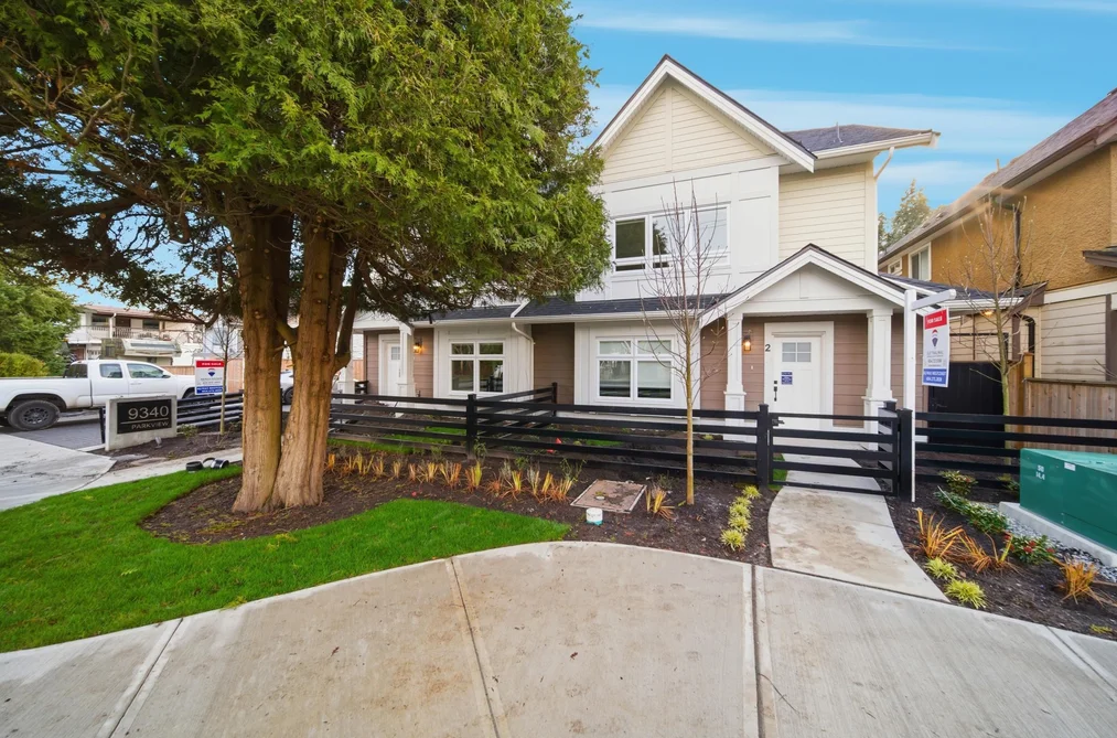 Townhouse for sale at 2 9340 General Currie Road Richmond British Columbia - MLS: R3125125