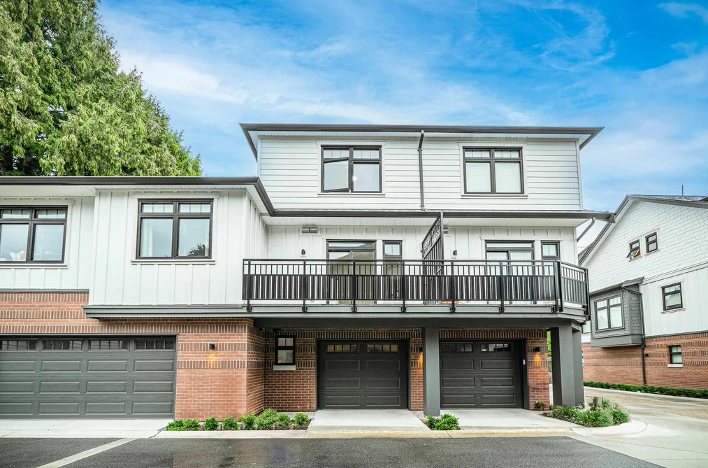 Townhouse for sale at 2 9399 No.2 Road Richmond British Columbia - MLS: R3104069