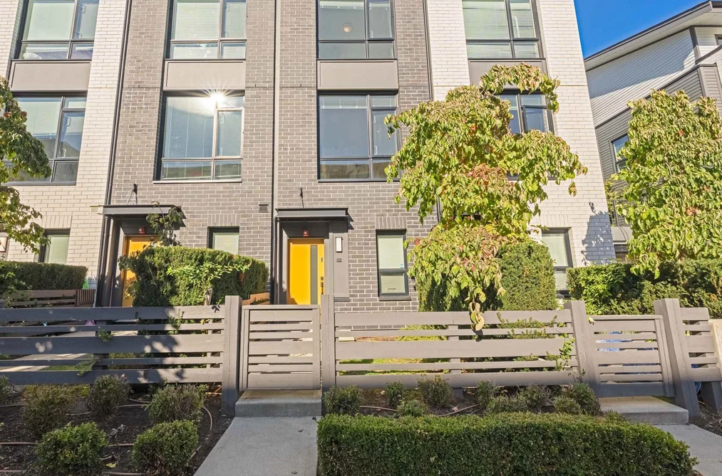 9739 University Cres Unit 2, Burnaby, BC - MLS: R3174625