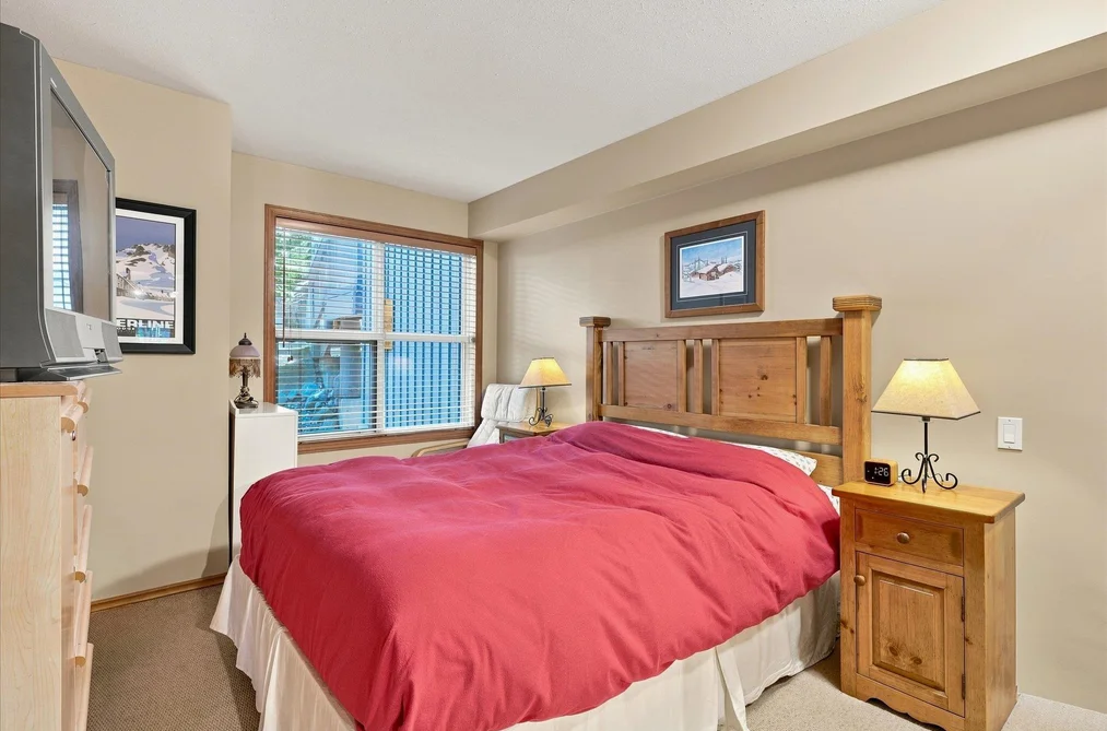 20-4890 Painted Cliff Road, Whistler, BC - Townhouse for Sale - Photo 14 of 23 20-4890 Painted Cliff Road, Whistler, BC - Townhouse for Sale - Photo 14 of 23