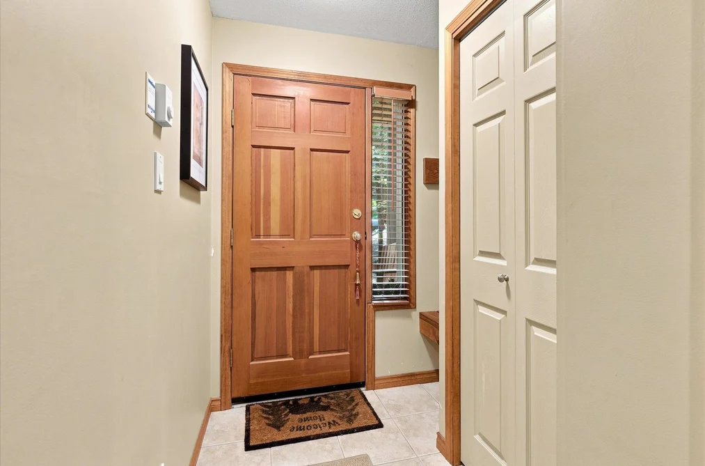 20-4890 Painted Cliff Road, Whistler, BC - Townhouse for Sale - Photo 16 of 23 20-4890 Painted Cliff Road, Whistler, BC - Townhouse for Sale - Photo 16 of 23