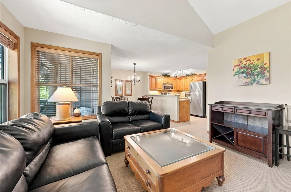 20-4890 Painted Cliff Road, Whistler, BC - Townhouse for Sale - Photo 6 of 23 20-4890 Painted Cliff Road, Whistler, BC - Townhouse for Sale - Photo 6 of 23