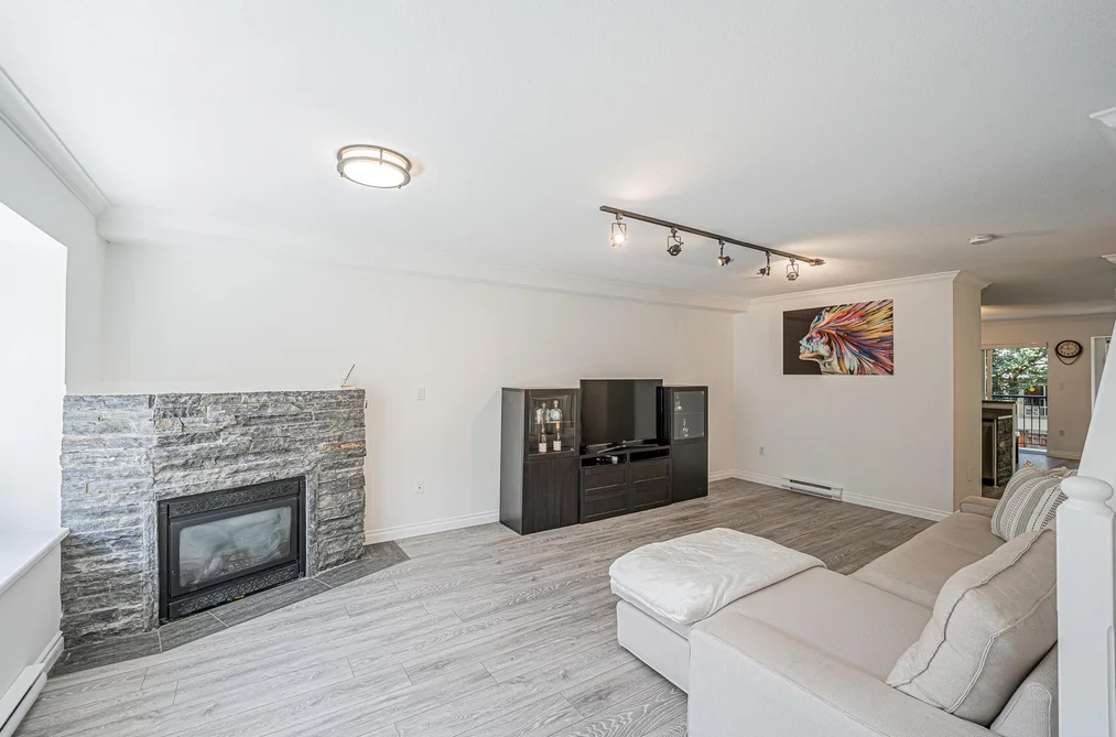 Townhouse for sale at 20 8155 164th Street Surrey British Columbia - MLS: R3152544