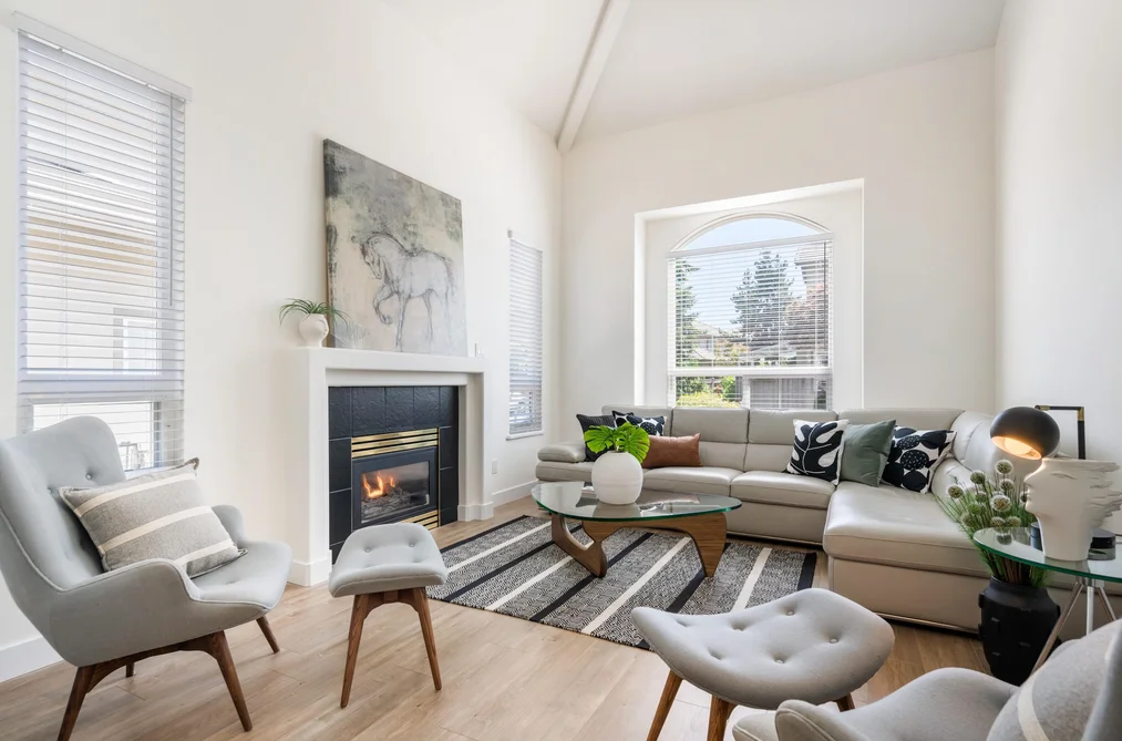 20 998 RIVERSIDE DRIVE, Port Coquitlam BC V3B 7Y4, Port Coquitlam BC — Residential for Sale - Photo 2
