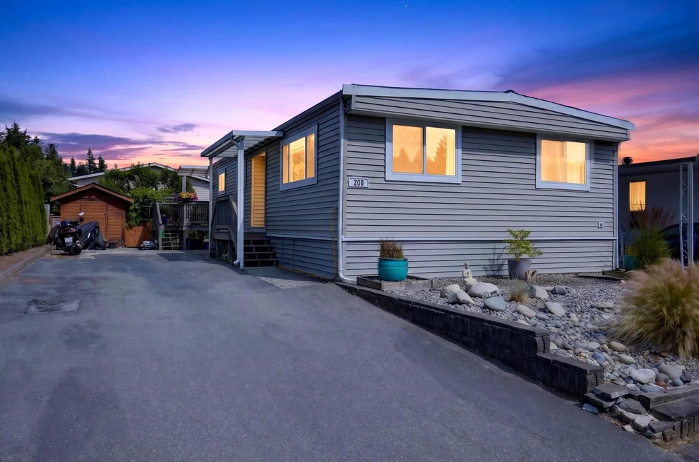 Manufactured Home for sale at 200 27111 0 Avenue Langley British Columbia - MLS: R3140022