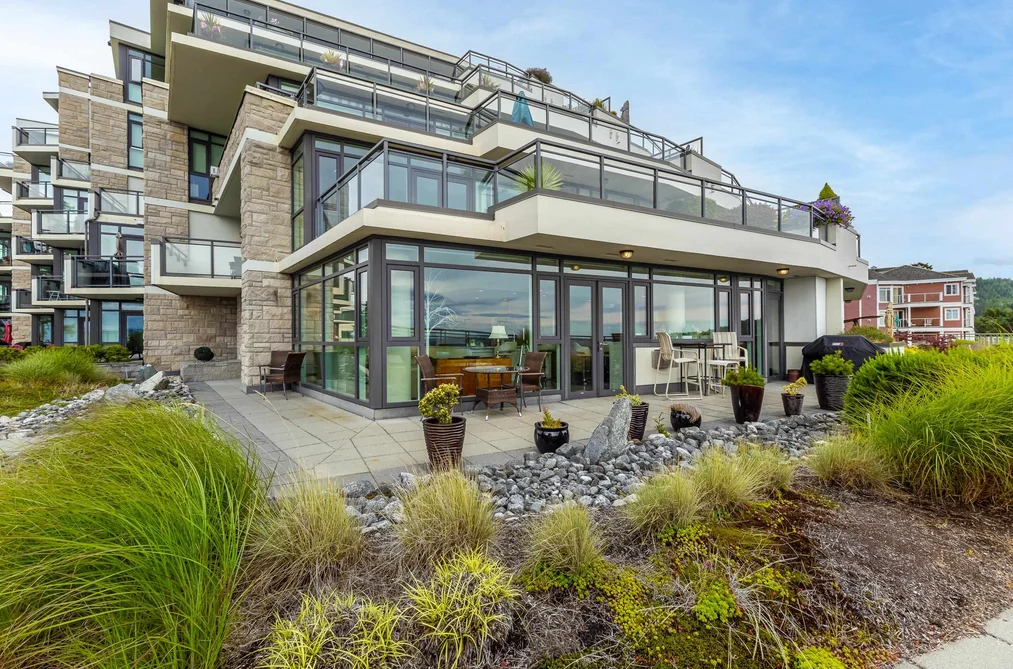 Condo for sale at 200 5665 Teredo Street Sechelt British Columbia - MLS: R3145648