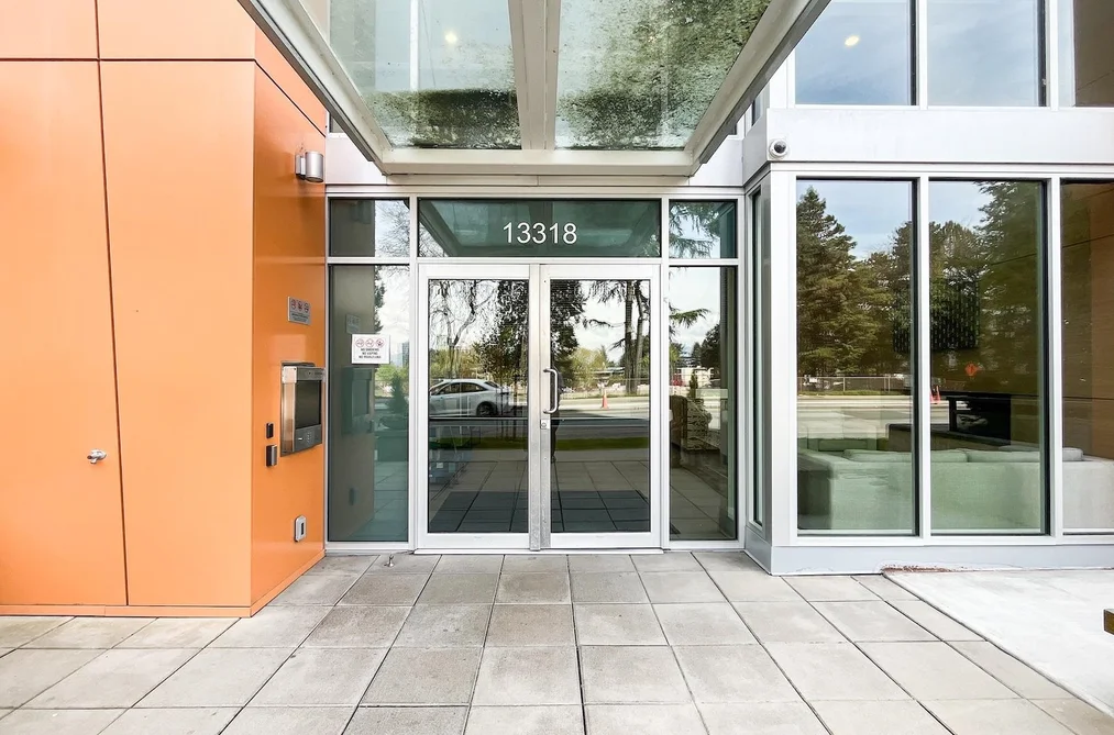 2001 13318 104 AVENUE, Surrey BC V3T 0R2, Surrey BC — Residential for Sale - Photo 2