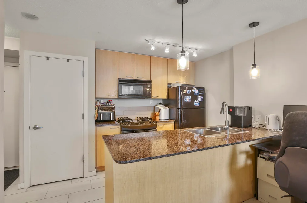 2001 7178 COLLIER STREET, Burnaby BC V5E 4N7, Burnaby BC — Residential for Sale - Photo 3