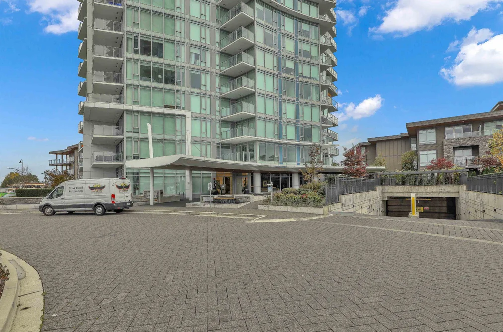 2002-7769 Park Crescent, Burnaby, BC - Condo for Sale - Photo 2 of 35 2002-7769 Park Crescent, Burnaby, BC - Condo for Sale - Photo 2 of 35