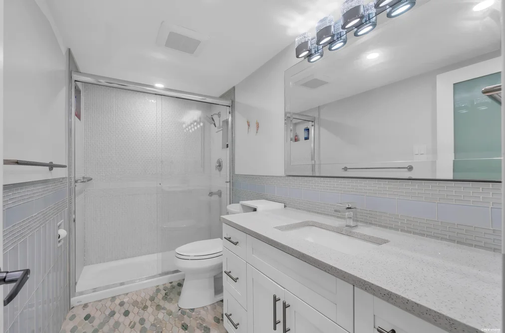2004 2024 FULLERTON AVENUE, North Vancouver BC V7P 3G4, North Vancouver BC — Residential for Sale — Photo 19 of 30