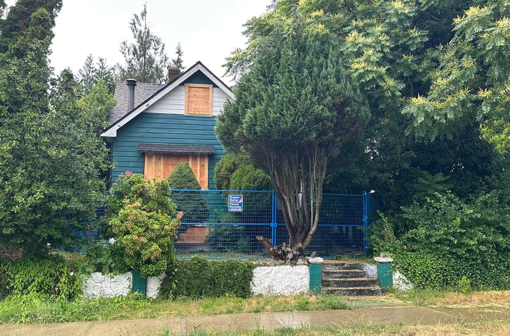 2005 NINTH AVENUE, New Westminster BC V3M 3G6, New Westminster BC — Residential for Sale - Photo 2