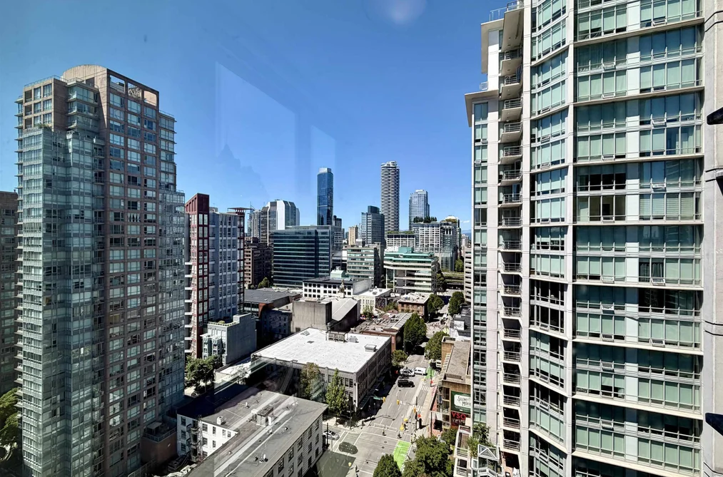 2006 535 SMITHE STREET, Vancouver BC V6B 0H2, Vancouver BC — Residential for Sale — Photo 14 of 24