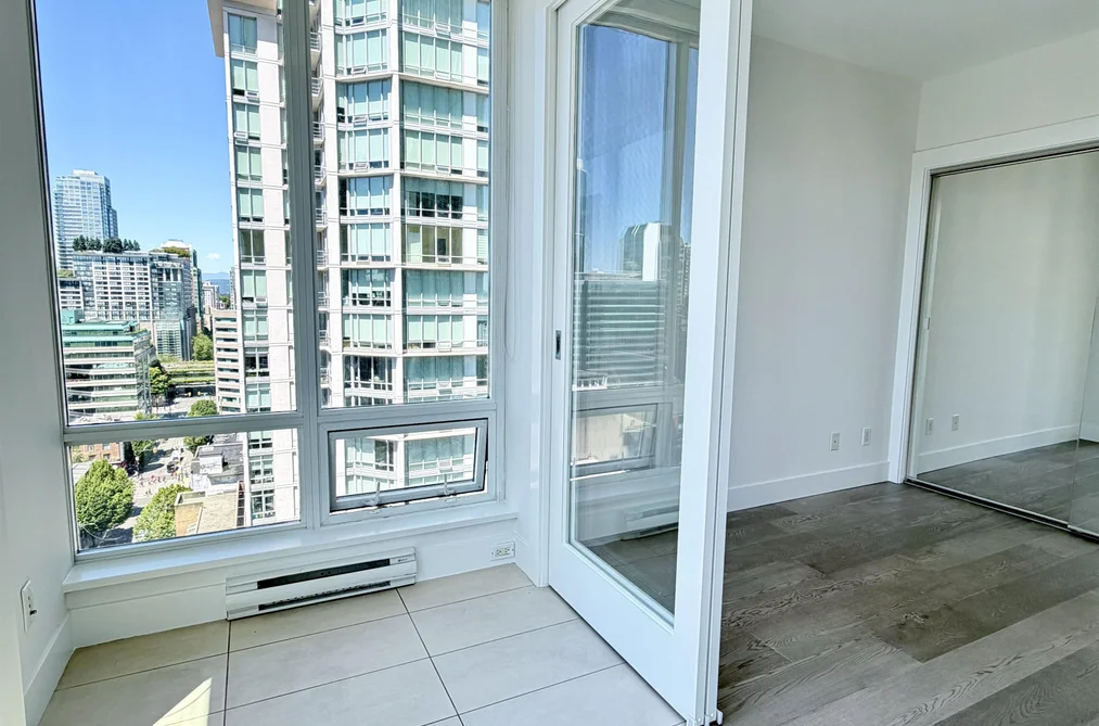 2006 535 SMITHE STREET, Vancouver BC V6B 0H2, Vancouver BC — Residential for Sale — Photo 8 of 24