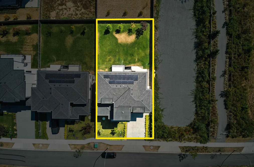 20062 27A AVENUE, Langley BC V2Z 0B6, Langley BC — Residential for Sale - Photo 2