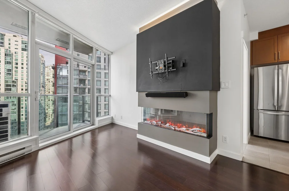 2007 - 1189 Melville Street, Vancouver, BC - MLS: R3168778 - Photo 13 2007 - 1189 Melville Street, Vancouver, BC - MLS: R3168778 - Photo 13
