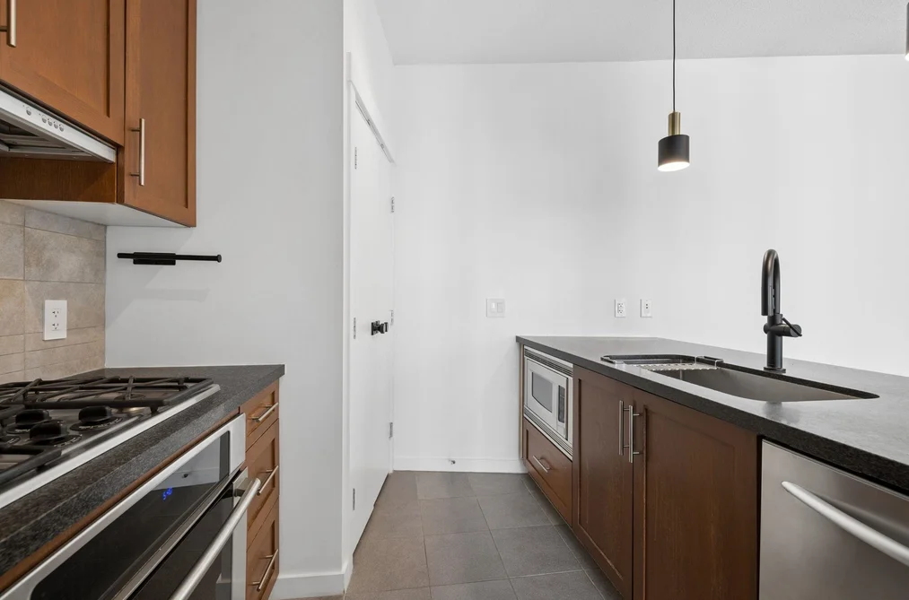 2007 - 1189 Melville Street, Vancouver, BC - MLS: R3168778 - Photo 16 2007 - 1189 Melville Street, Vancouver, BC - MLS: R3168778 - Photo 16