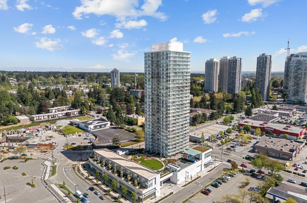 Condo for sale at 2007 13685 102 Avenue Surrey British Columbia - MLS: R3112098