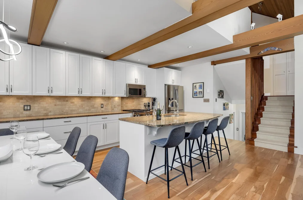 2008 ALPHA LAKE VILLAGE, Whistler BC V8E 0B7, Whistler BC — Residential for Sale - Photo 3