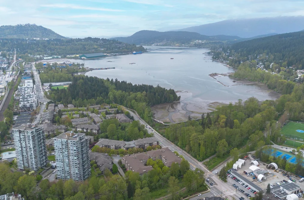 2009 305 MORRISSEY ROAD, Port Moody BC V3H 0M3, Port Moody BC — Residential for Sale - Photo 2