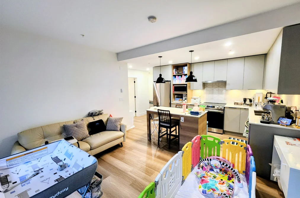 201 10778 138 STREET, Surrey BC V3T 0S5, Surrey BC — Residential for Sale - Photo 4