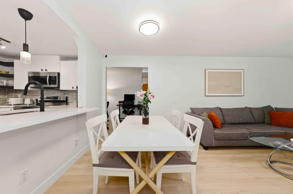 201 1111 LYNN VALLEY ROAD, North Vancouver BC V7J 3V4, North Vancouver BC — Residential for Sale — Photo 16 of 22