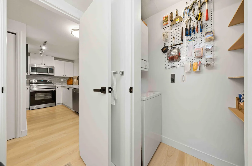 201 1111 LYNN VALLEY ROAD, North Vancouver BC V7J 3V4, North Vancouver BC — Residential for Sale — Photo 17 of 22