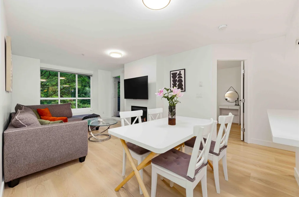 201 1111 LYNN VALLEY ROAD, North Vancouver BC V7J 3V4, North Vancouver BC — Residential for Sale - Photo 2