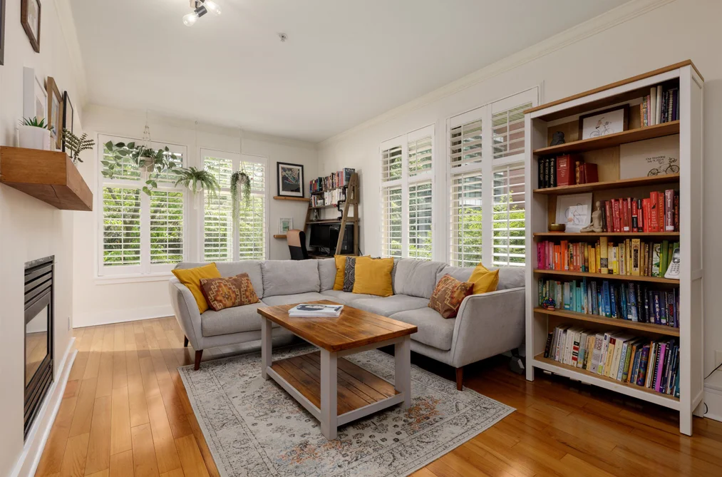 201 118 W 22 STREET, North Vancouver BC V7M 1Z9, North Vancouver BC — Residential for Sale - Photo 4